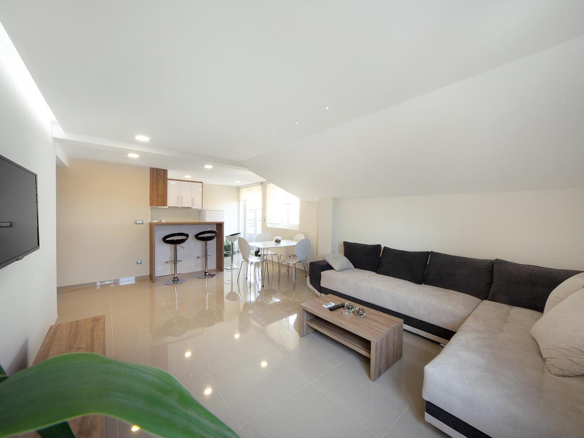 Agent Lux Apartments Jagodina Luaran gambar